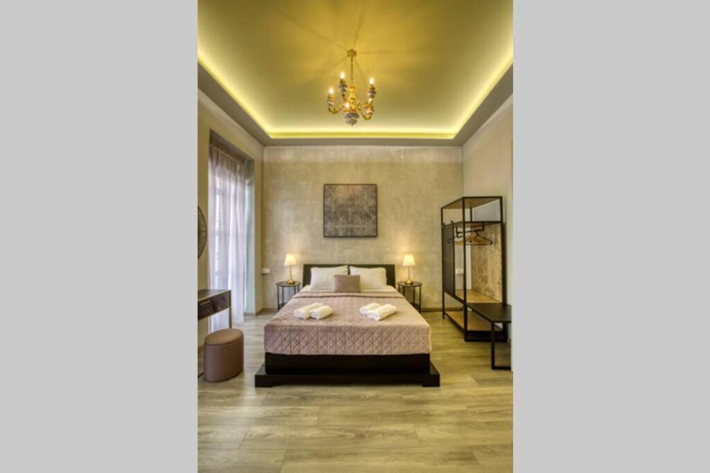 Plaka Filotheis House B Apartamento Atenas Exterior foto